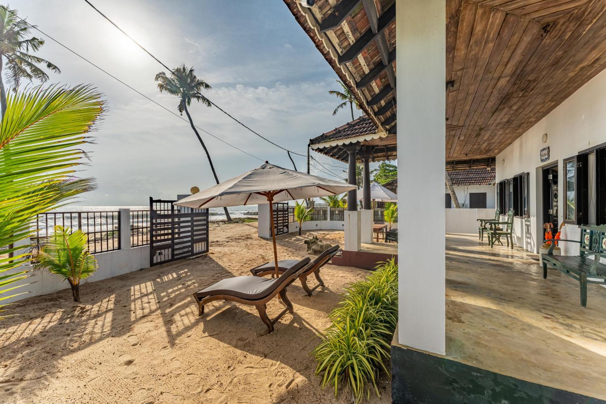 Villa Naina Alappuzha Esterno foto